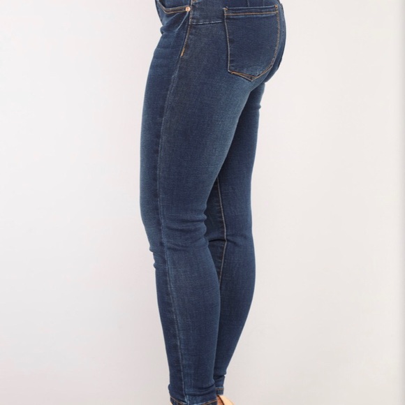 Dark Denim Jeans 👖| Never worn | Size 5 | Juniors - Picture 2 of 6